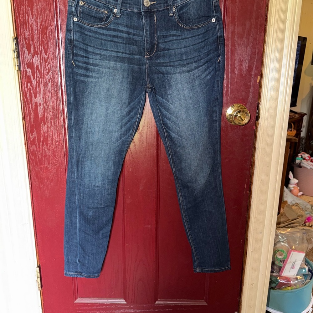 Women’s Mid Wash Skinny Jeans - Classic Stretch Denim